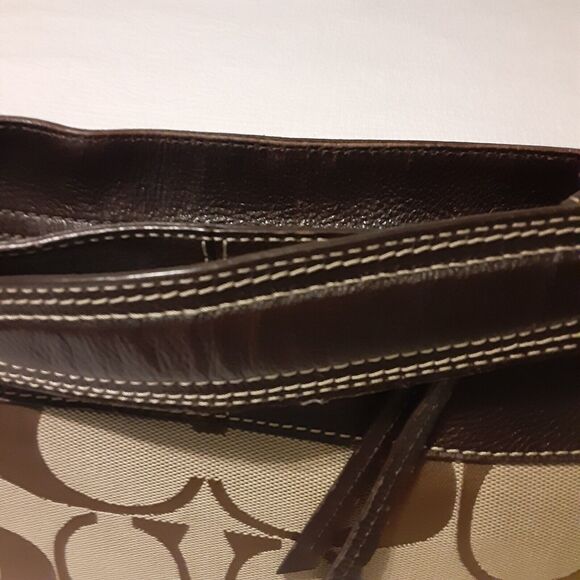 Coach Signature Zoe Canvas Handbag - Picture 12 of 16
